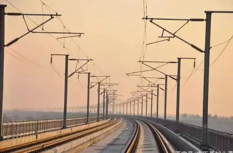 紫外线传感器可用于列车接触网打火拉弧检测
